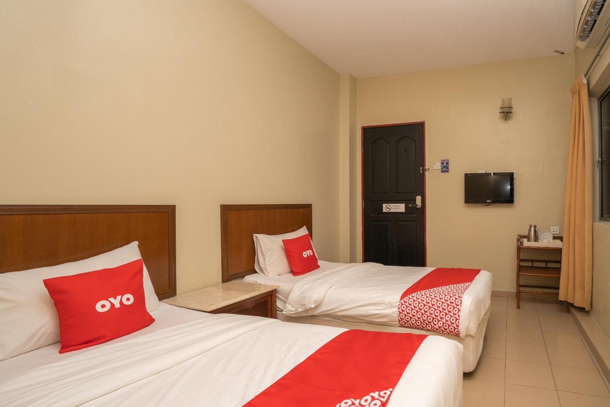 De Clinique Hotel Kampong Pasir Bogak Exterior foto