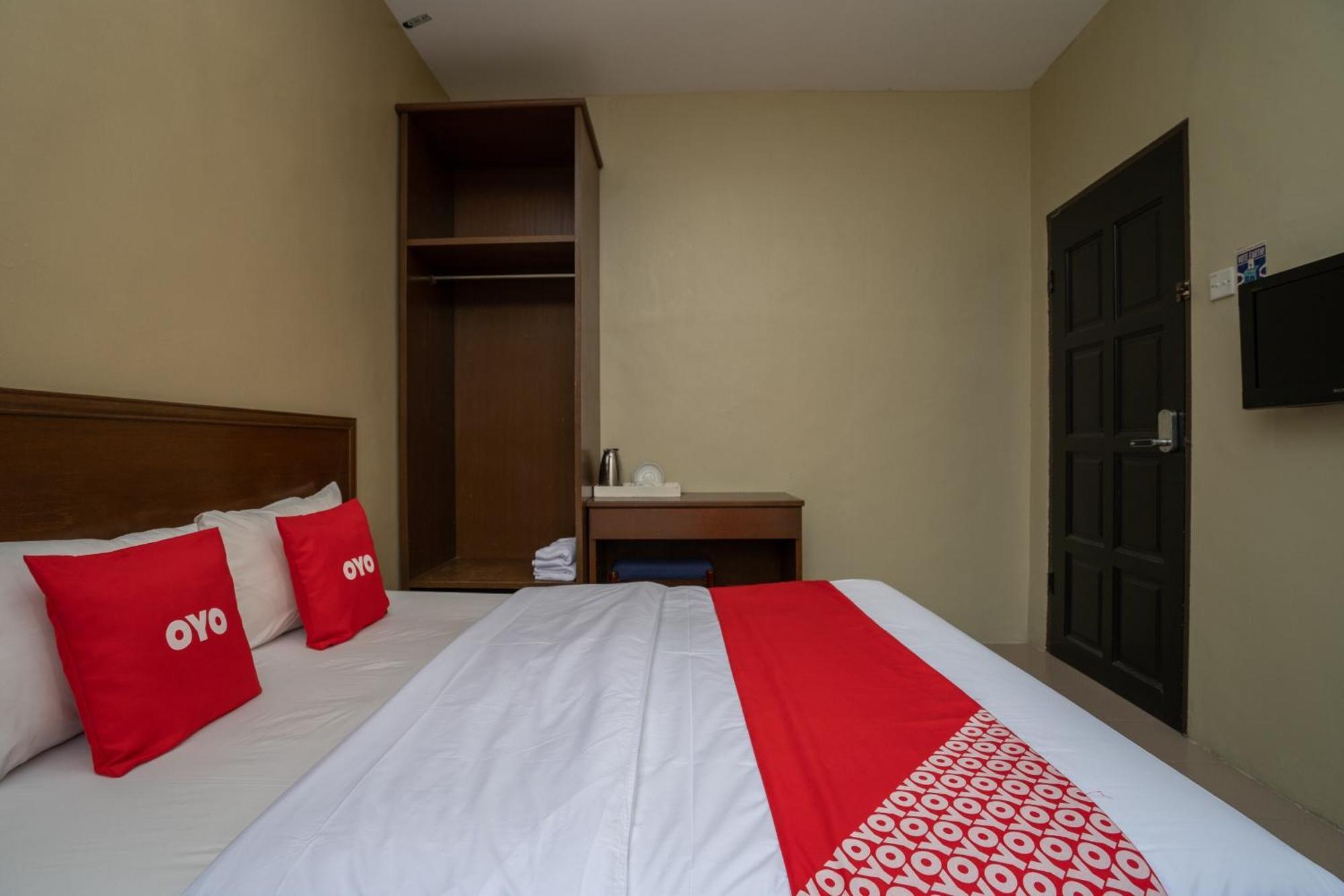 De Clinique Hotel Kampong Pasir Bogak Exterior foto